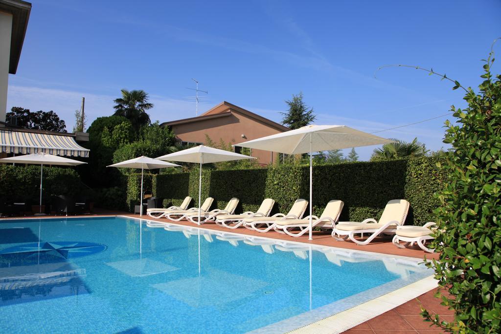 Albergo Ristorante Papa Peschiera del Garda Dış mekan fotoğraf