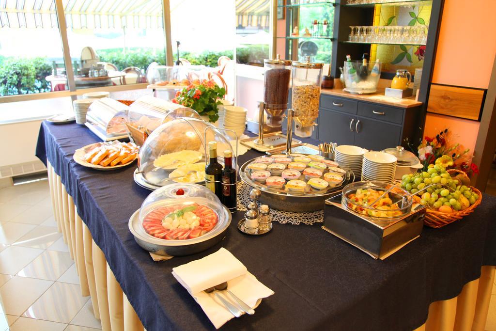Albergo Ristorante Papa Peschiera del Garda Dış mekan fotoğraf